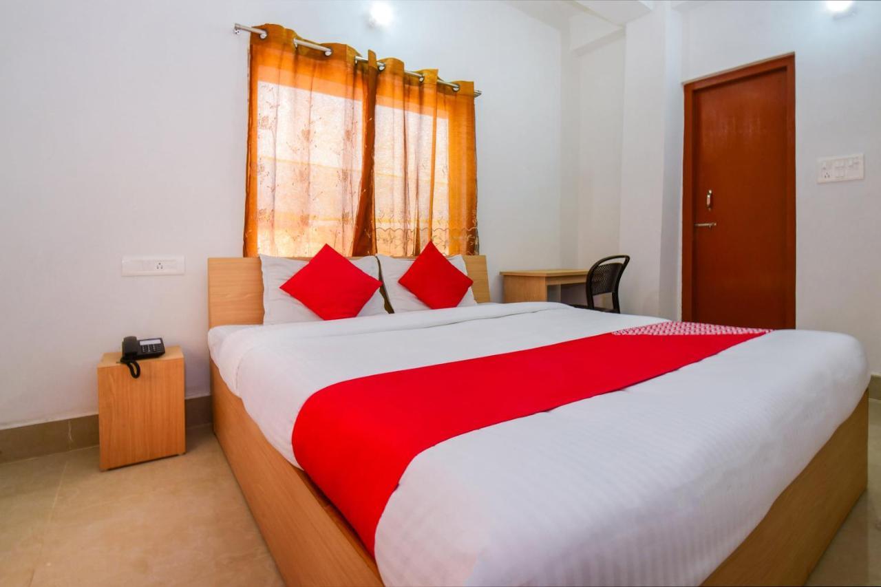 Hotel Collection O Gs Residency Guwahati Exterior foto