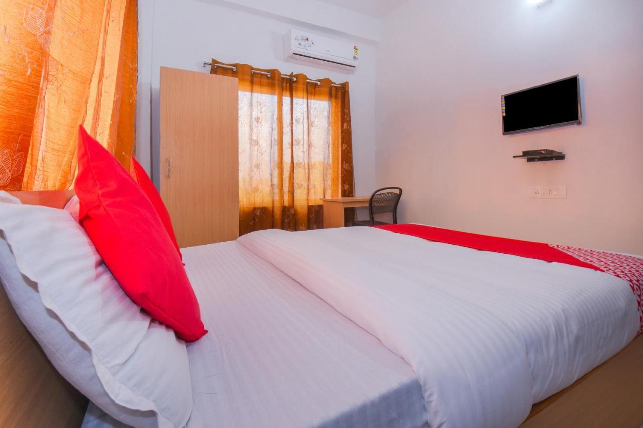 Hotel Collection O Gs Residency Guwahati Exterior foto