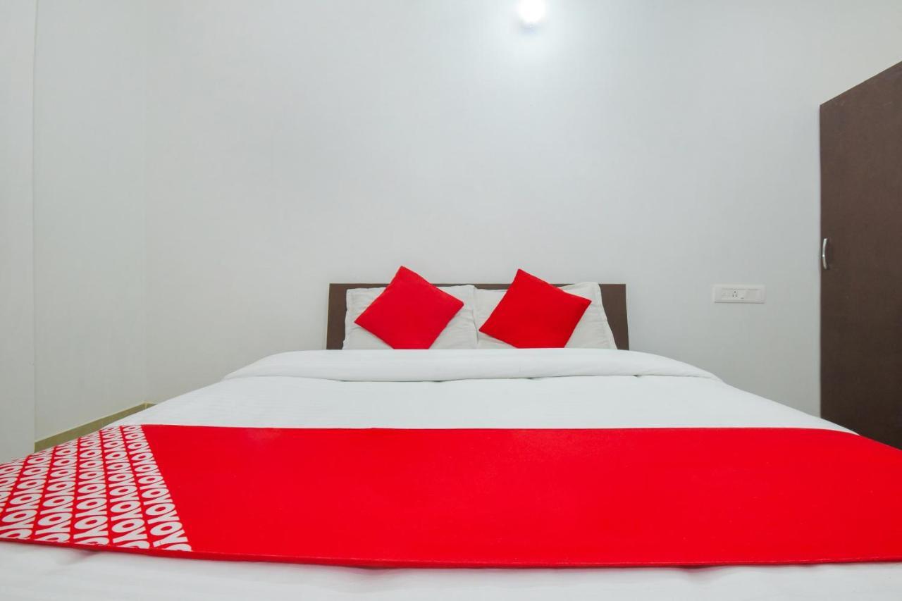 Hotel Collection O Gs Residency Guwahati Exterior foto